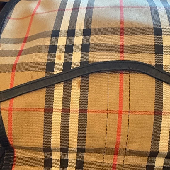 Burberry Beige and Black Crossbody Bag - Picture 6 of 10